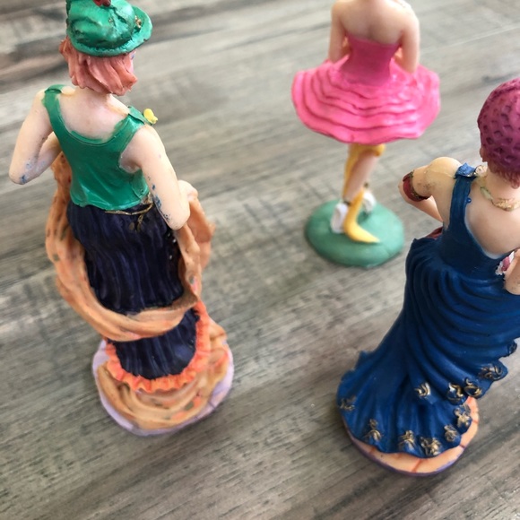 Fun Vintage Decor!✨💙 - Picture 5 of 8